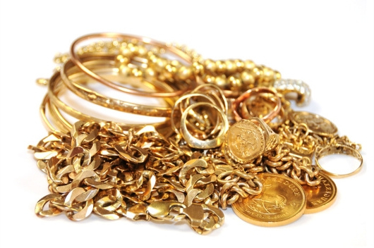 一吨金矿石可以提炼多少黄金了-「收购镀金废料」