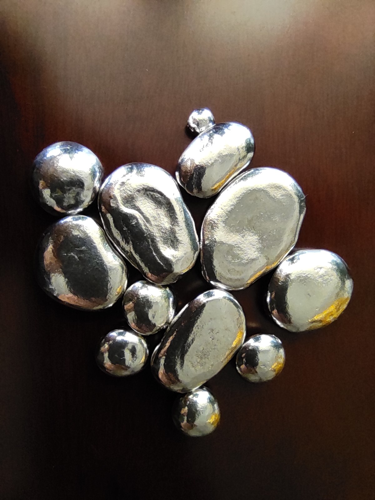 金属铱多少钱一克，有没有一种方法可以无中生有地创造出某种东西例如金属铁铱钛银金铂氢钡铜溴氦等等