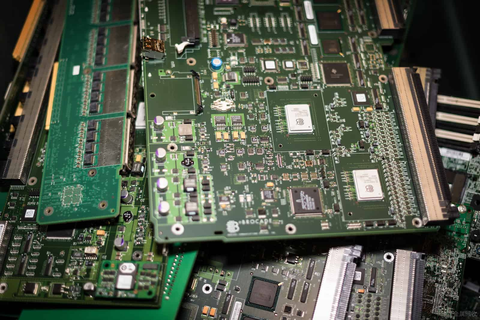 有人知道从电子垃圾中提取黄金的过程吗，金堂县电子产品回收
